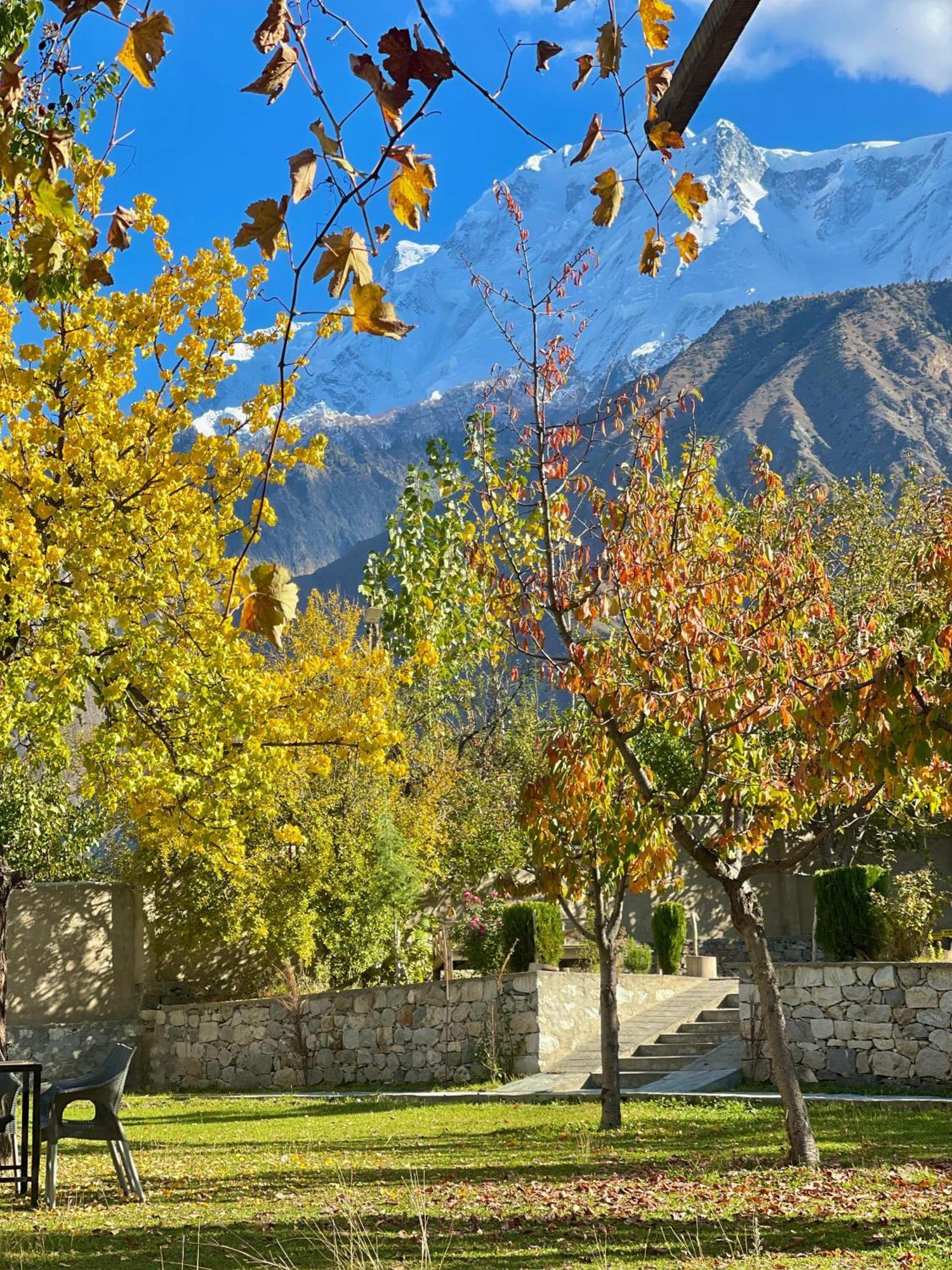 Karimabad  Dumani Nagar Hotel & Resort מראה חיצוני תמונה