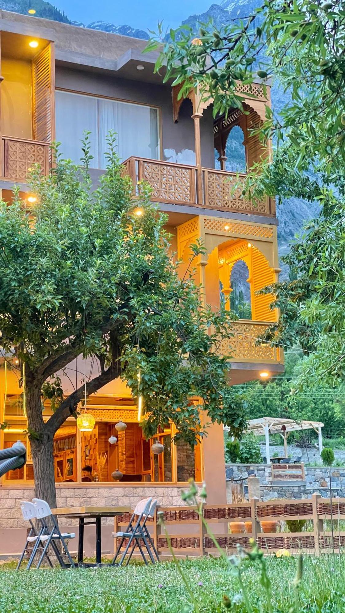 Karimabad  Dumani Nagar Hotel & Resort מראה חיצוני תמונה