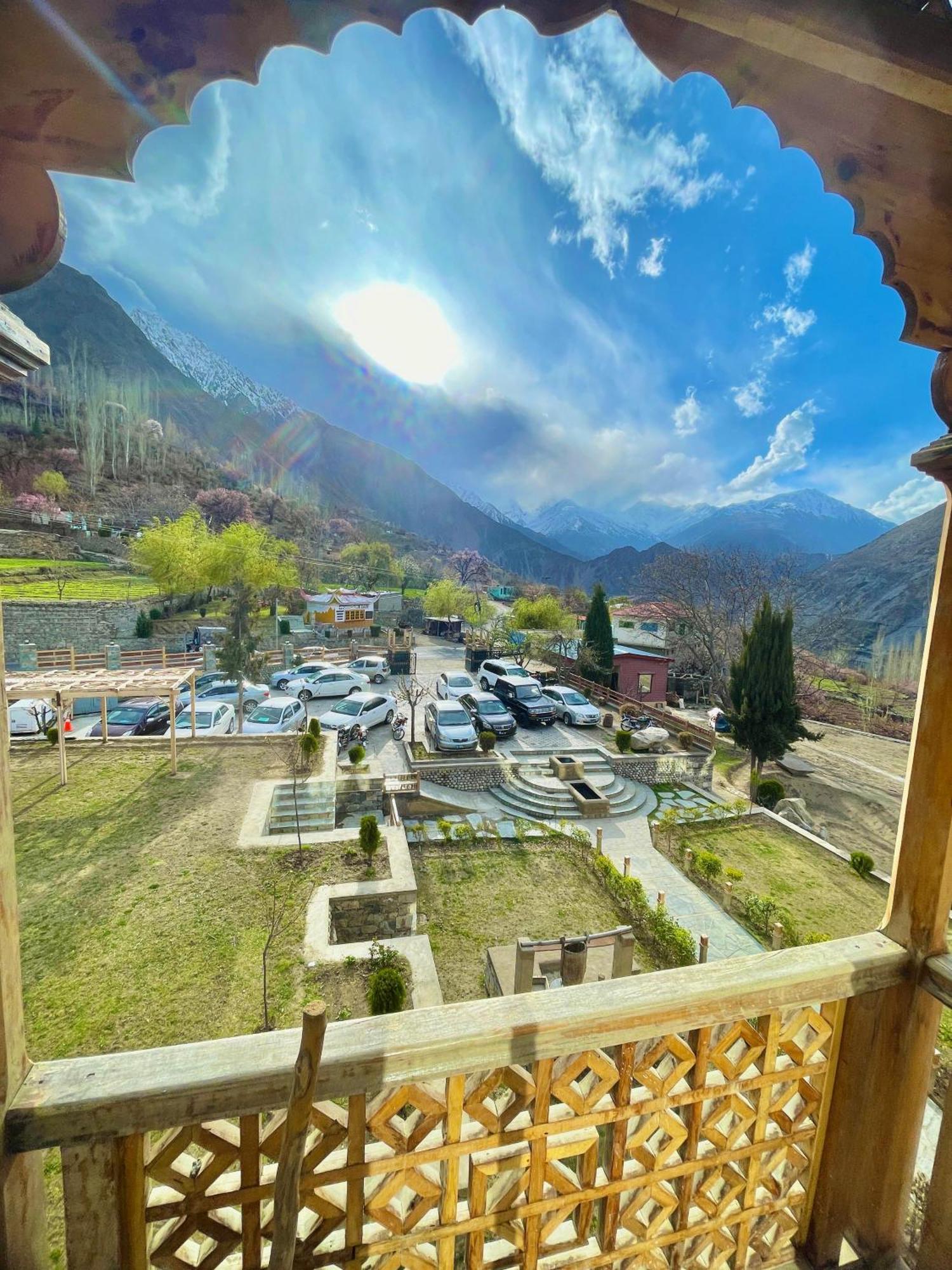 Karimabad  Dumani Nagar Hotel & Resort מראה חיצוני תמונה