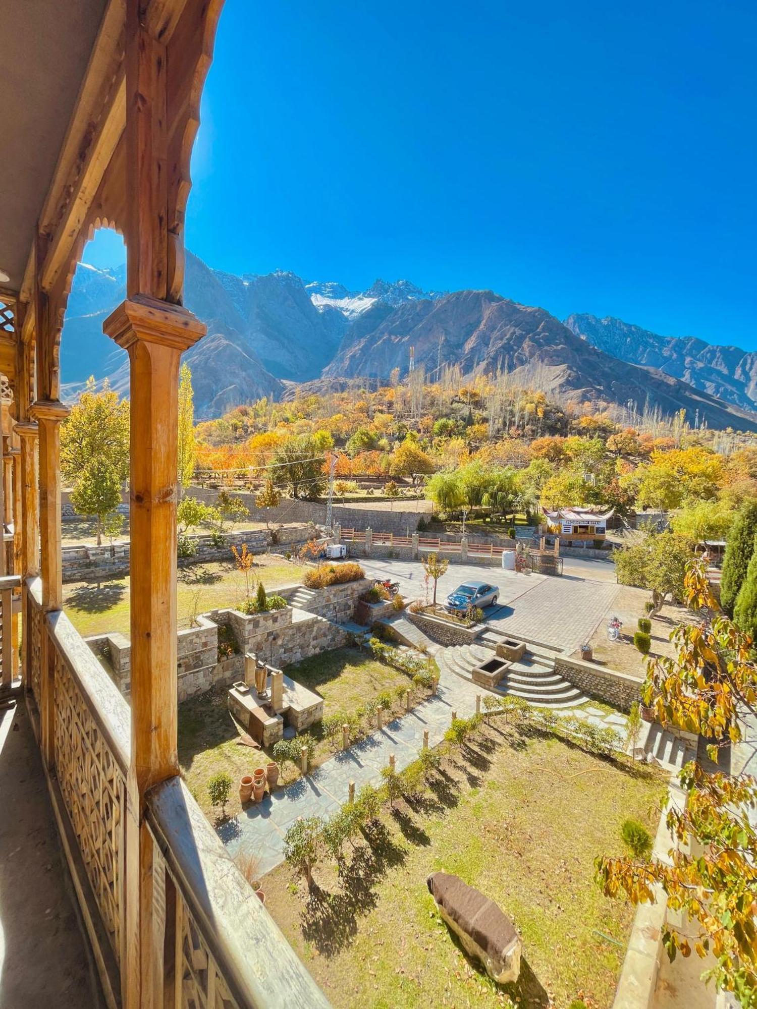 Karimabad  Dumani Nagar Hotel & Resort מראה חיצוני תמונה
