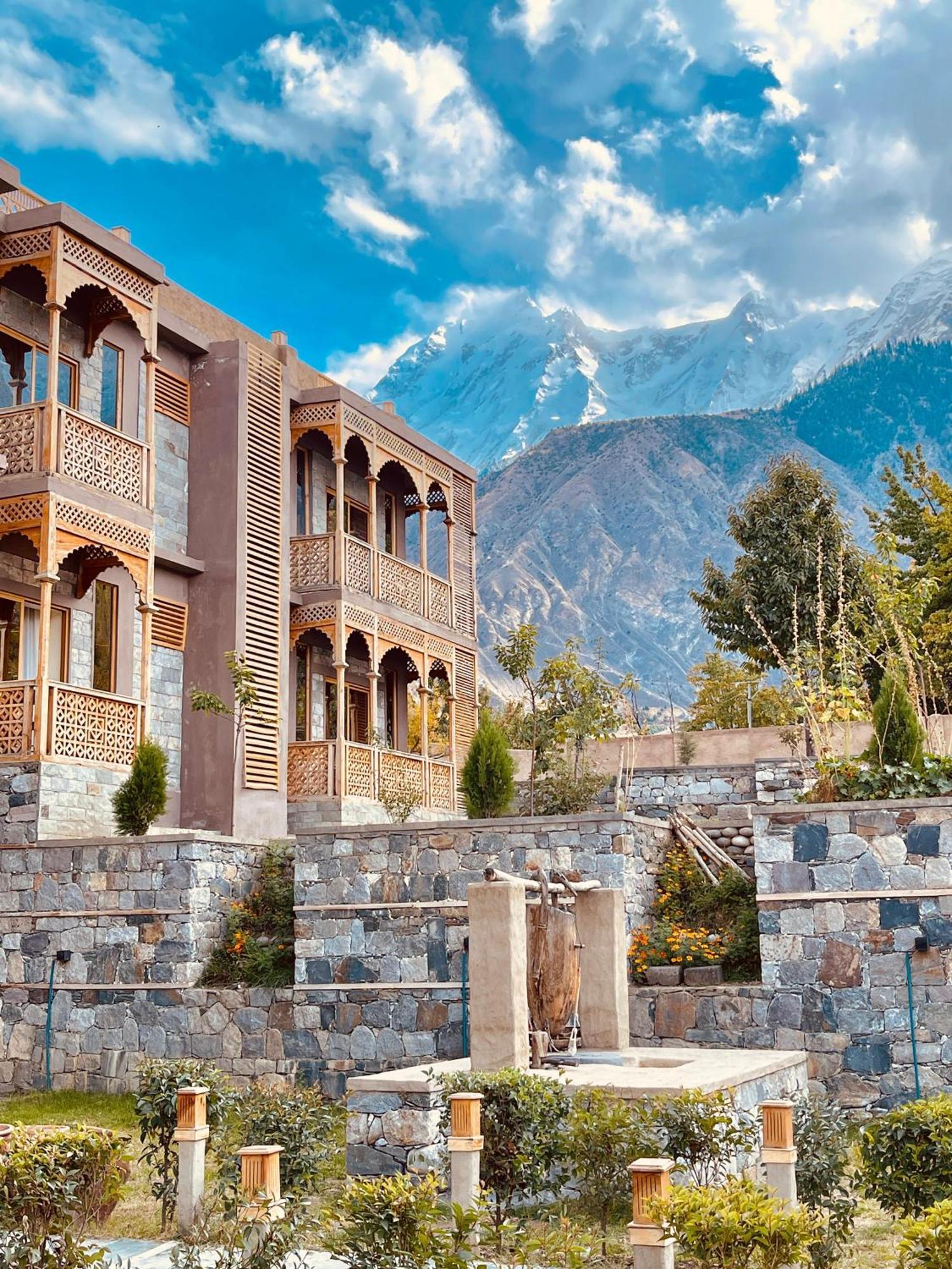 Karimabad  Dumani Nagar Hotel & Resort מראה חיצוני תמונה